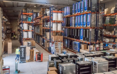 Un cuarto de siglo dedicado al servicio técnico y a la logística Un cuarto de siglo dedicado al servicio técnico y a la logística